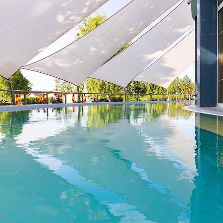 Dom Alex Pri Kupalisku Thermalpark Dunajska Streda Bagian luar foto